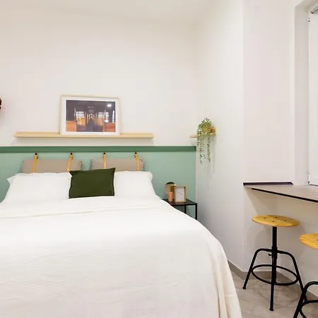 Lovely And Tiny Pied-a-terre In The Center Triest