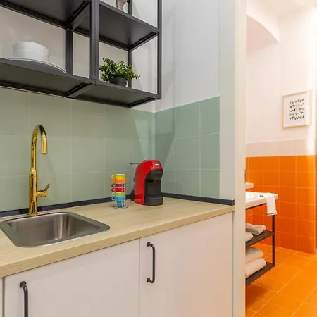 아파트 Lovely And Tiny Pied-a-terre In The Center