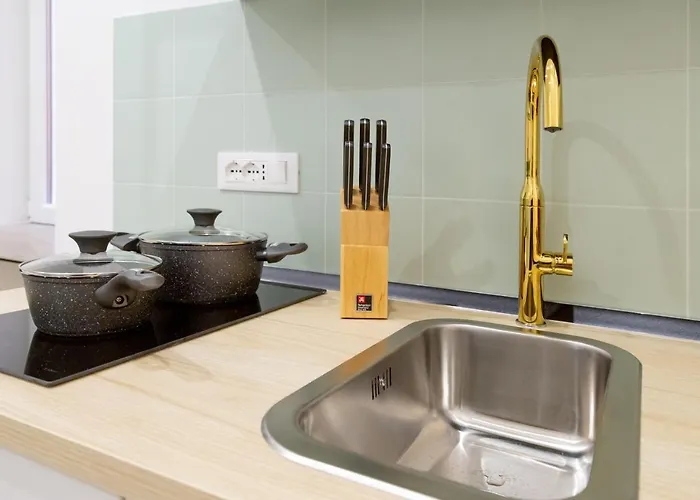 Lovely&tiny Pied-à-terre In The Center *